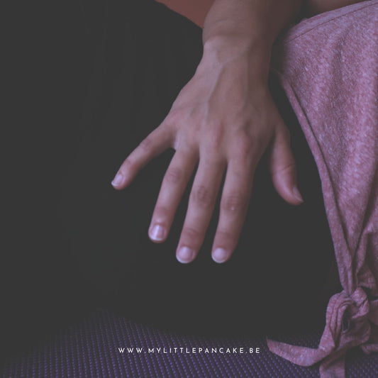 Vanaf 15/01 19u : Online zwangerschapsyoga reeks 45 tot 50 minuten - 5 delig + intake + persoonlijke opvolging + 1,5 maand digitale toegang tot de lesjes